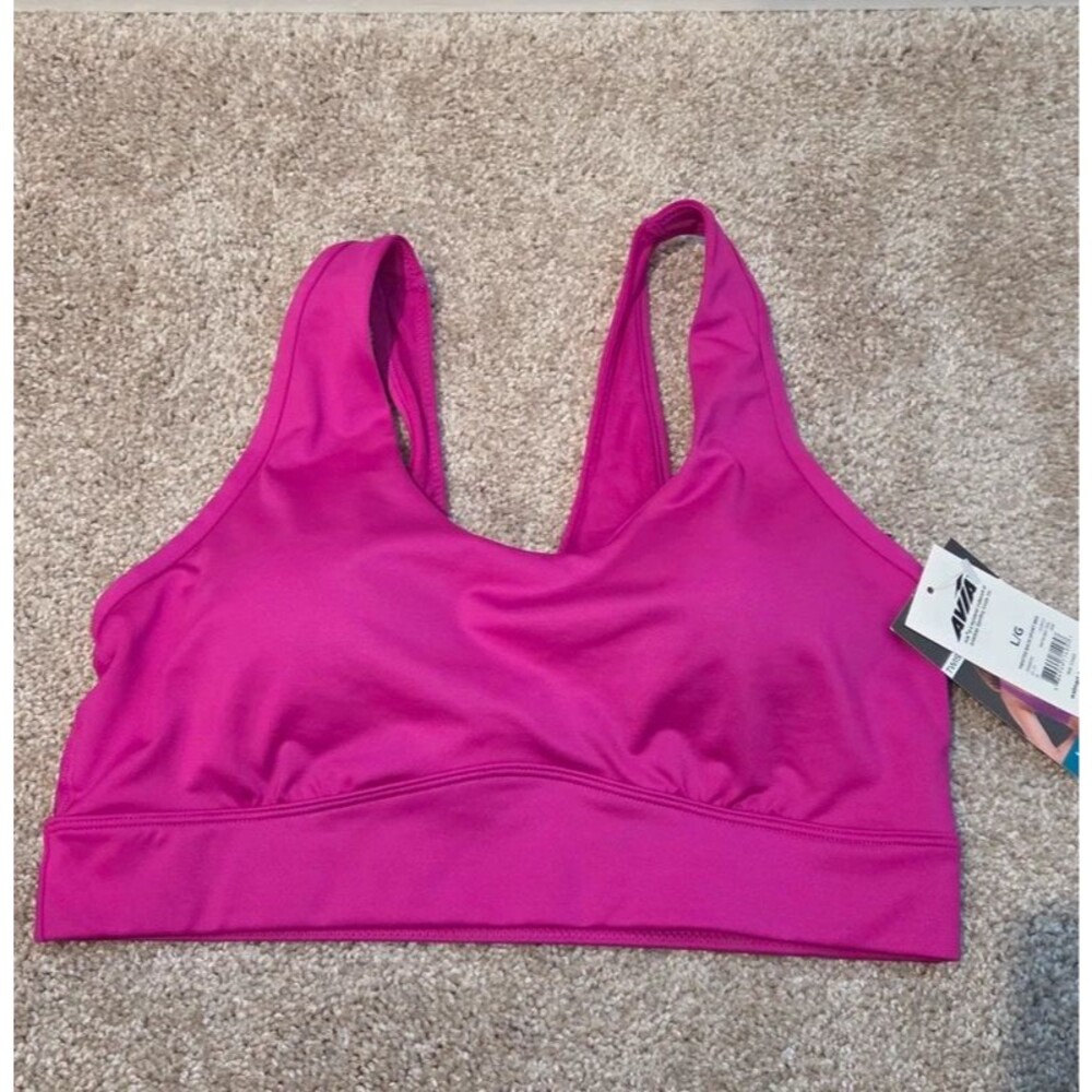 Avia size large twist back sports bra